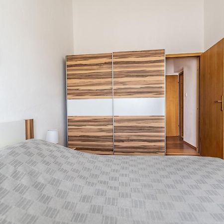 Apartments With A Swimming Pool Pula - 7356 Kamer foto